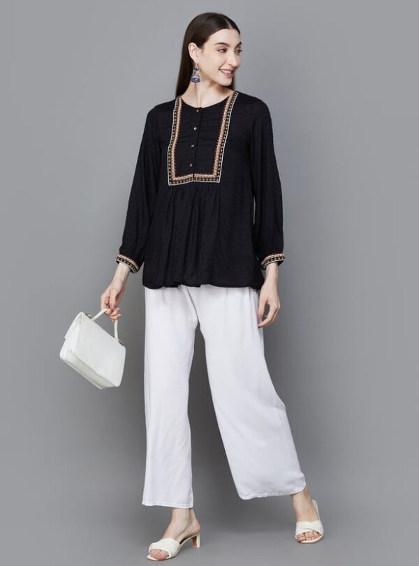 W Women Embroidered Round Neck Top - Image 2